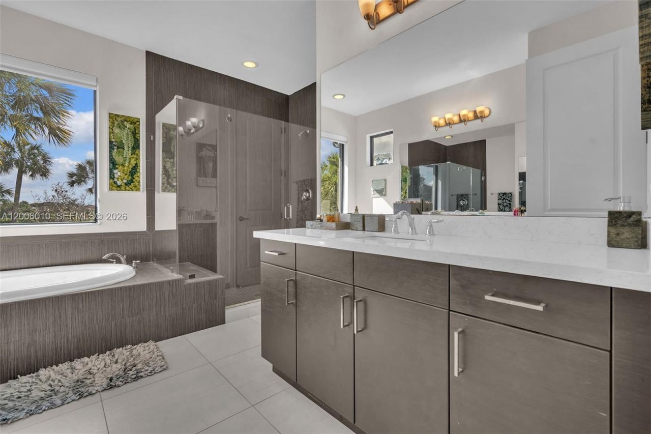 865 SW 113th Ln , Pembroke Pines, FL 33025 Photo