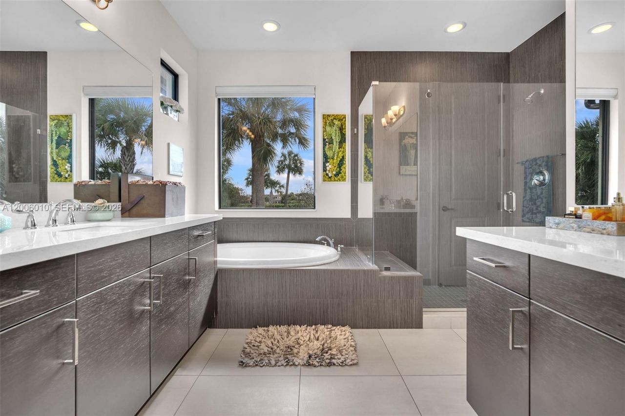 865 SW 113th Ln , Pembroke Pines, FL 33025 Photo