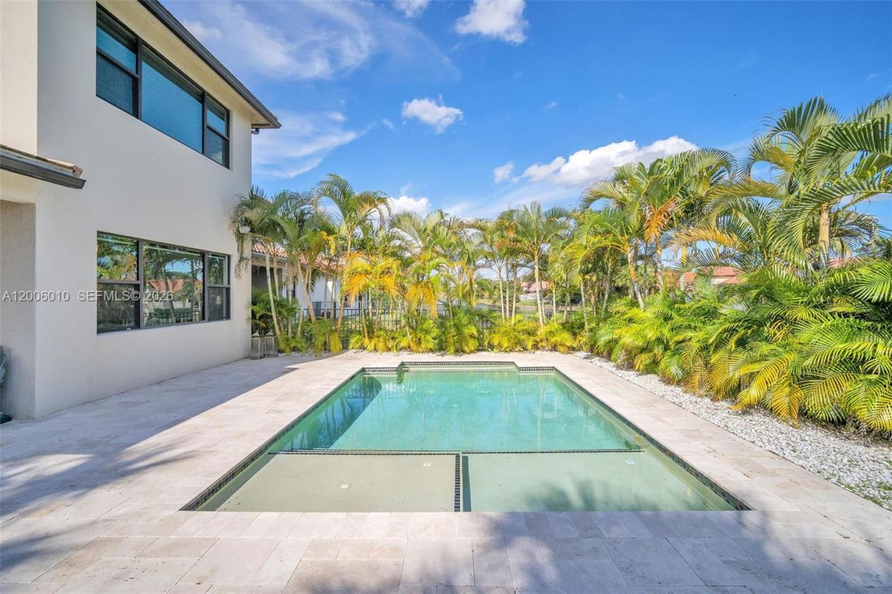 865 SW 113th Ln , Pembroke Pines, FL 33025 Photo