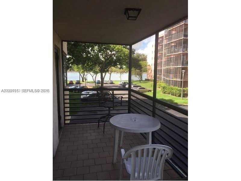 20840 San Simeon Way, Unit 209, Miami, FL 33179 Photo