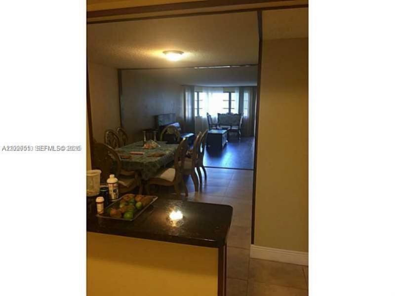20840 San Simeon Way, Unit 209, Miami, FL 33179 Photo