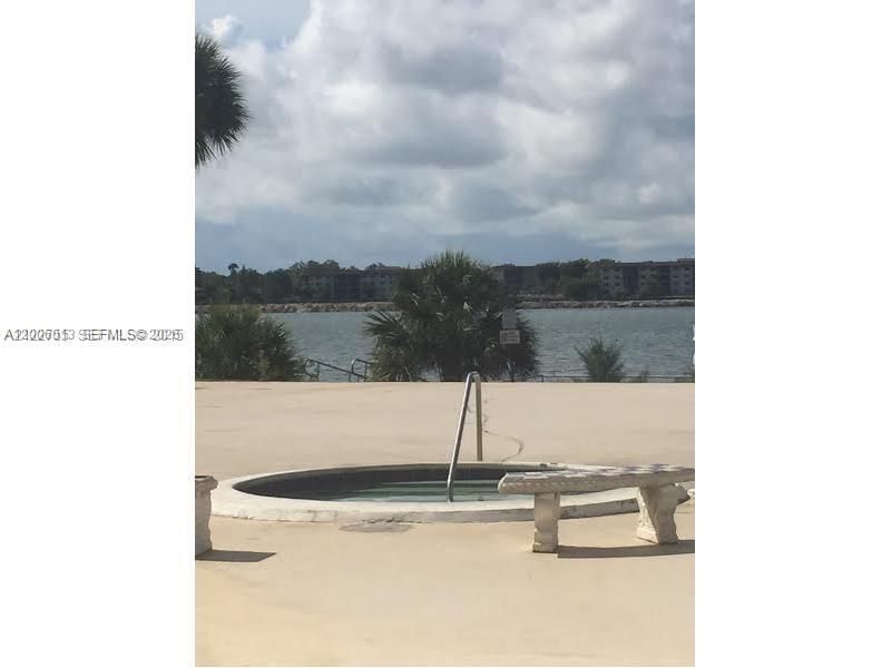 20840 San Simeon Way, Unit 209, Miami, FL 33179 Photo