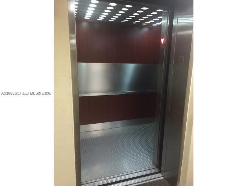 20840 San Simeon Way, Unit 209, Miami, FL 33179 Photo