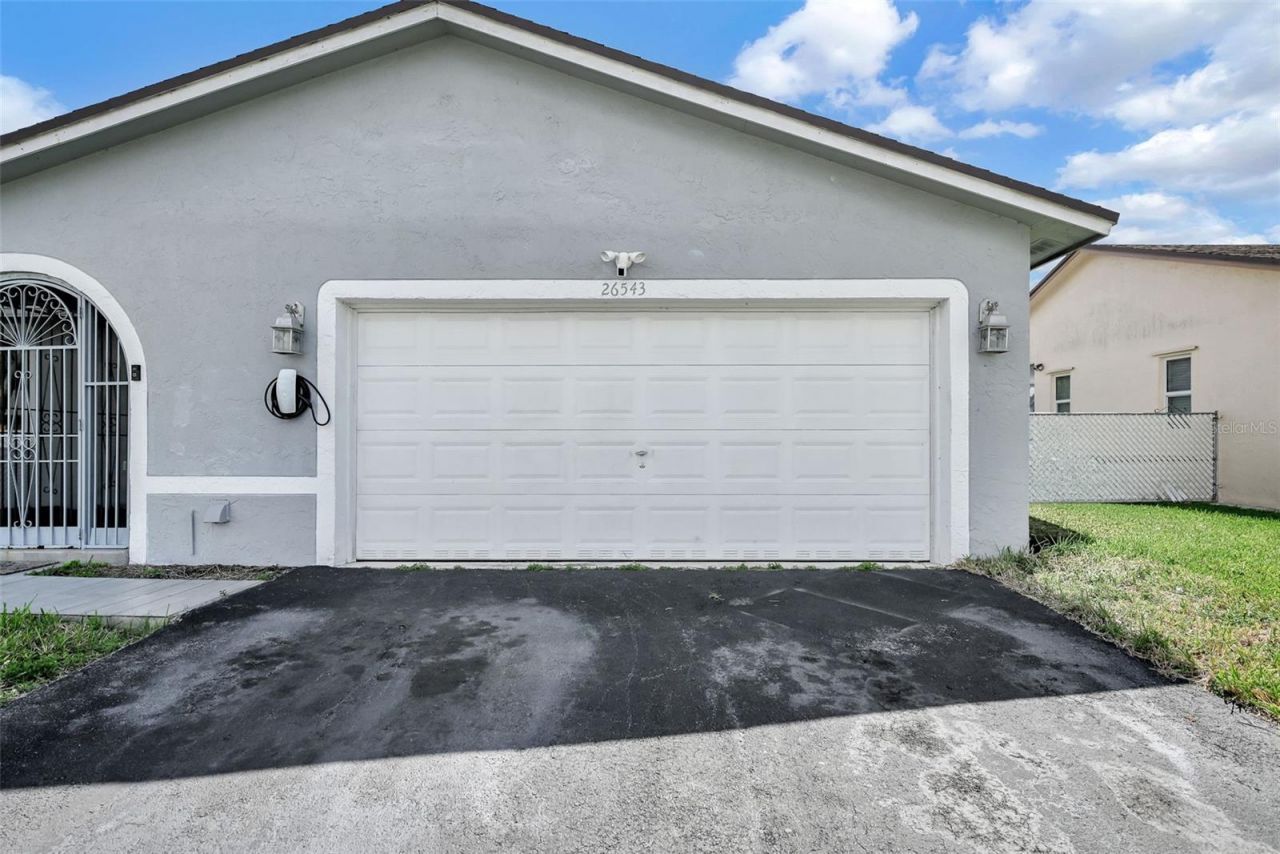 26543 SW 122nd Place, Homestead, FL 33032 Photo
