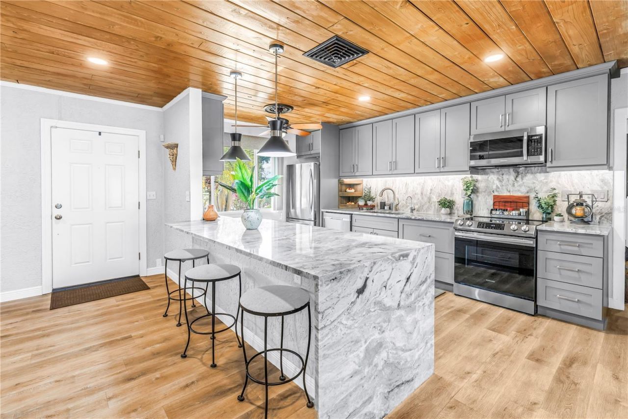 308 53rd Street W, Bradenton, FL 34209 Photo