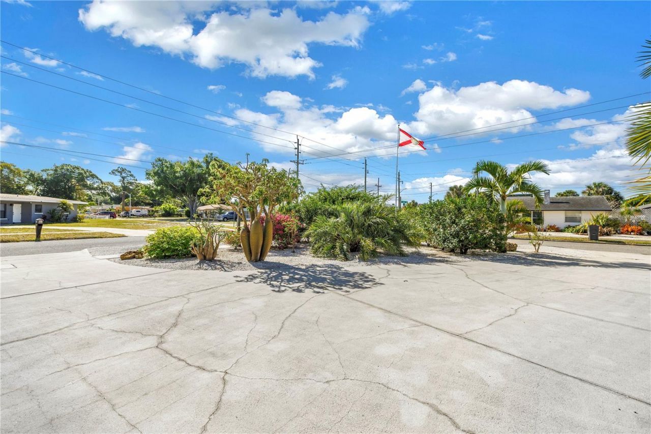 308 53rd Street W, Bradenton, FL 34209 Photo