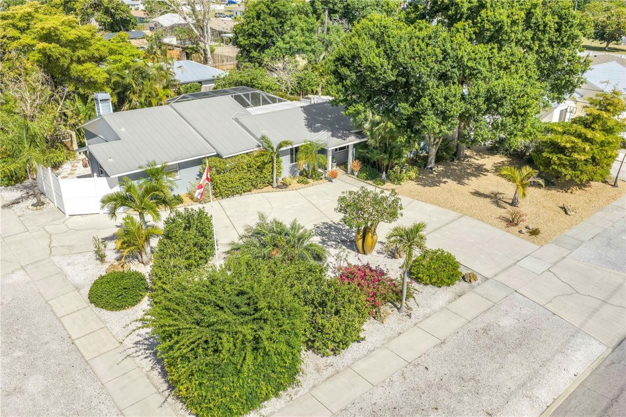 308 53rd Street W, Bradenton, FL 34209 Photo