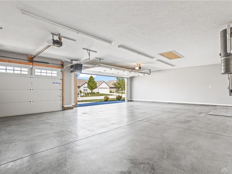 1151 Parklawn Court, Troy, OH 45373 Photo 14