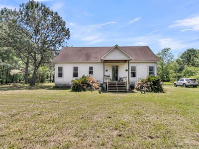 2271 Leadenwah Drive, Wadmalaw Island, SC 29487