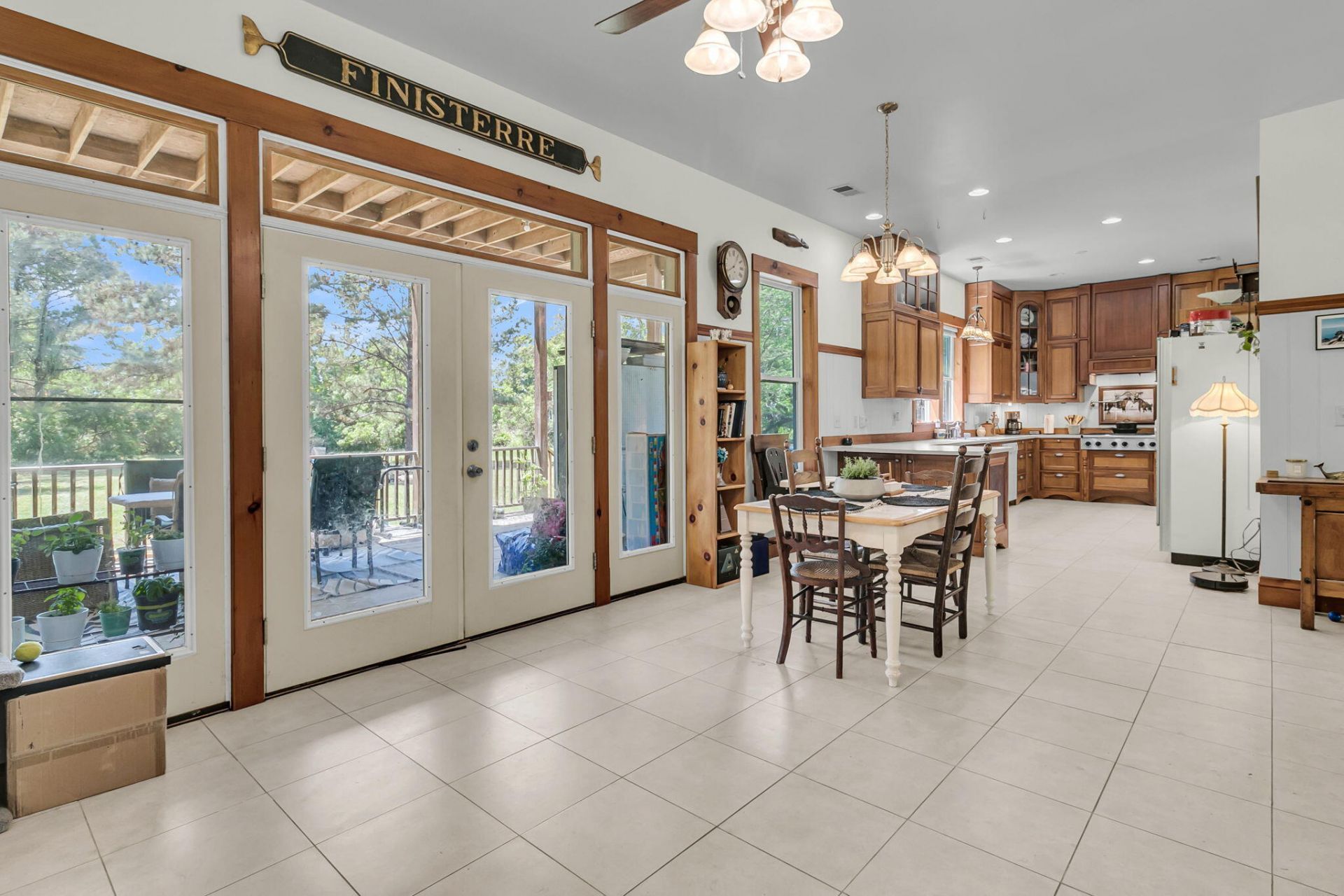 2271 Leadenwah Drive Photo 7