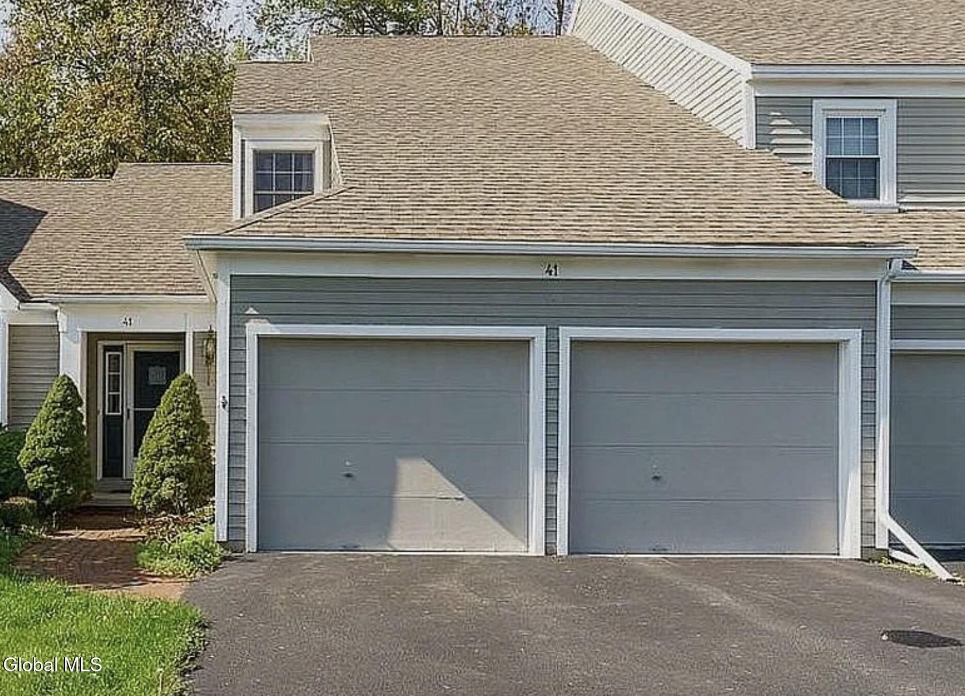 41 Ridgefield Drive, Voorheesville, NY 12186 Main Photo