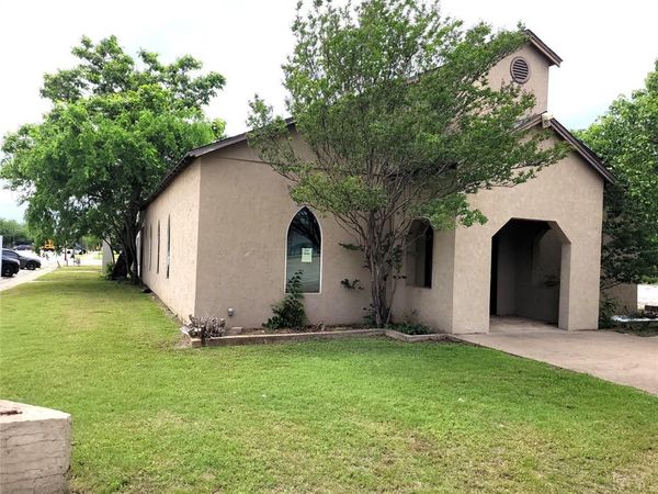 6804 Telephone Road , Lake Worth, TX 76135
