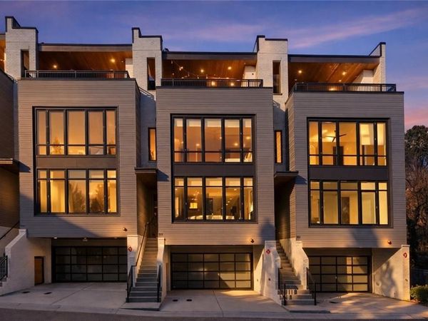 912 Lenox Boulevard , Atlanta, GA 30324