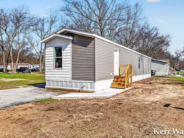 2359 Maple Street, Twin Lake, MI 49457