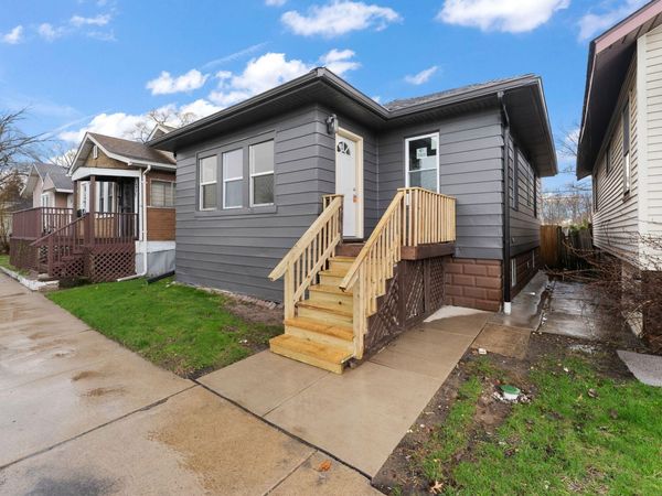 1250 Sherman Street , Hammond, IN 46320