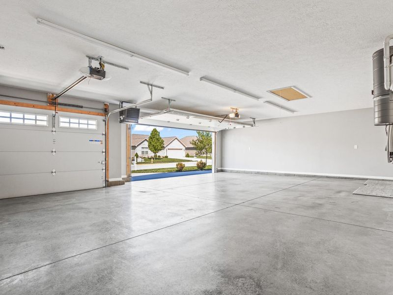 1151 Parklawn Court, Troy, OH 45373 Photo 14