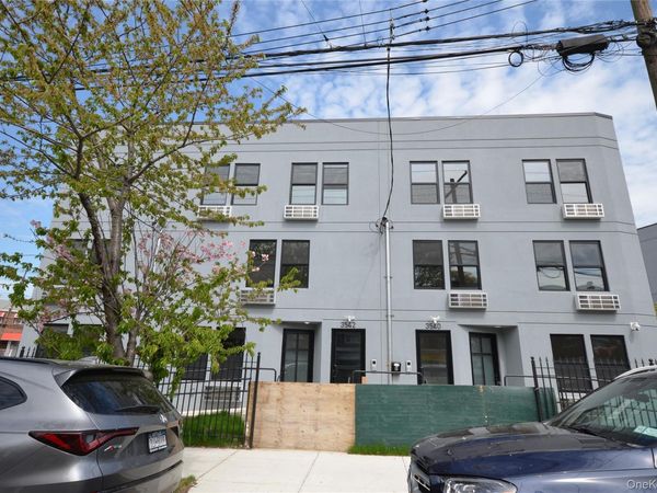3540 Tiemann Avenue , Bronx, NY 10469