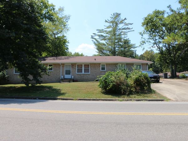 2292 Old Ashland City Rd , Clarksville, TN 37043