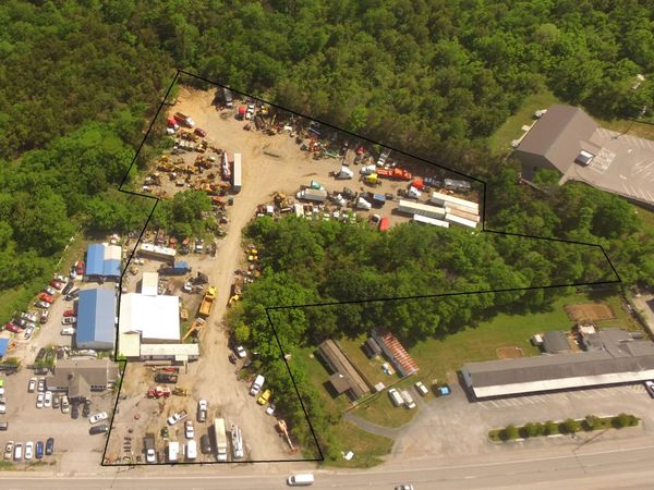 1294 S Dickerson Rd , Goodlettsville, TN 37072