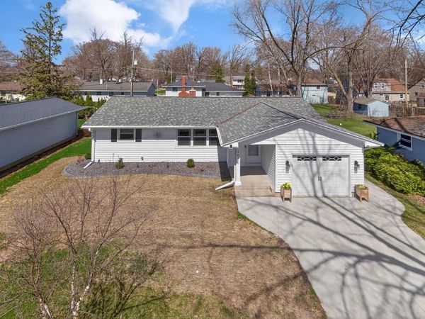 1080 THORNDALE STREET, Green Bay, WI 54304