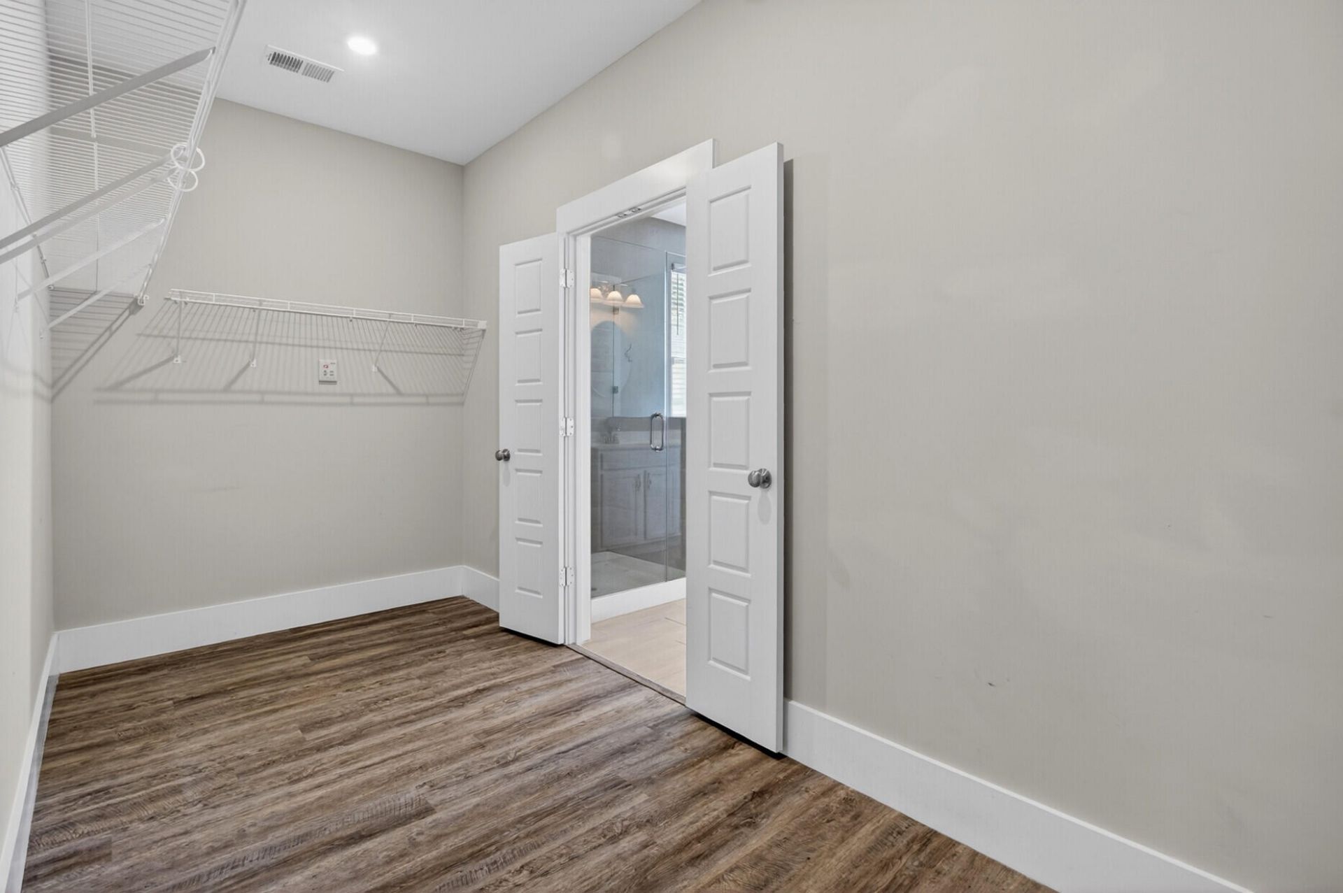 151 Dark Hollow Way Photo 26