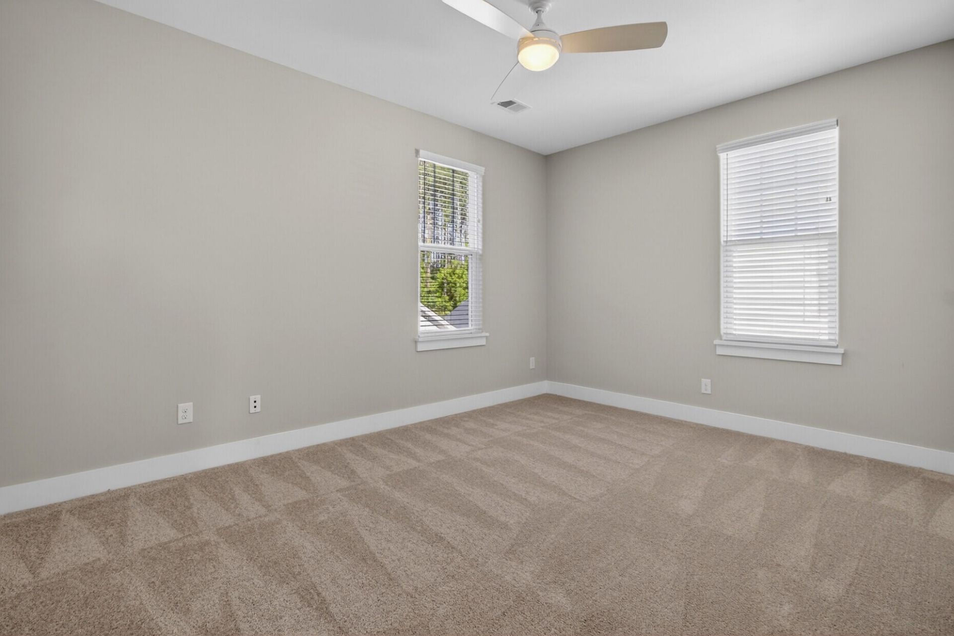 151 Dark Hollow Way Photo 31