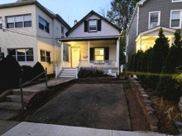 126 Duer St, North Plainfield, NJ 07060