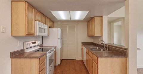 530 E Patriot Boulevard, Unit APT 108B, Reno, NV 89511 Photo
