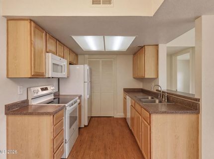 530 E Patriot Boulevard, Unit APT 108B, Reno, NV 89511 Photo
