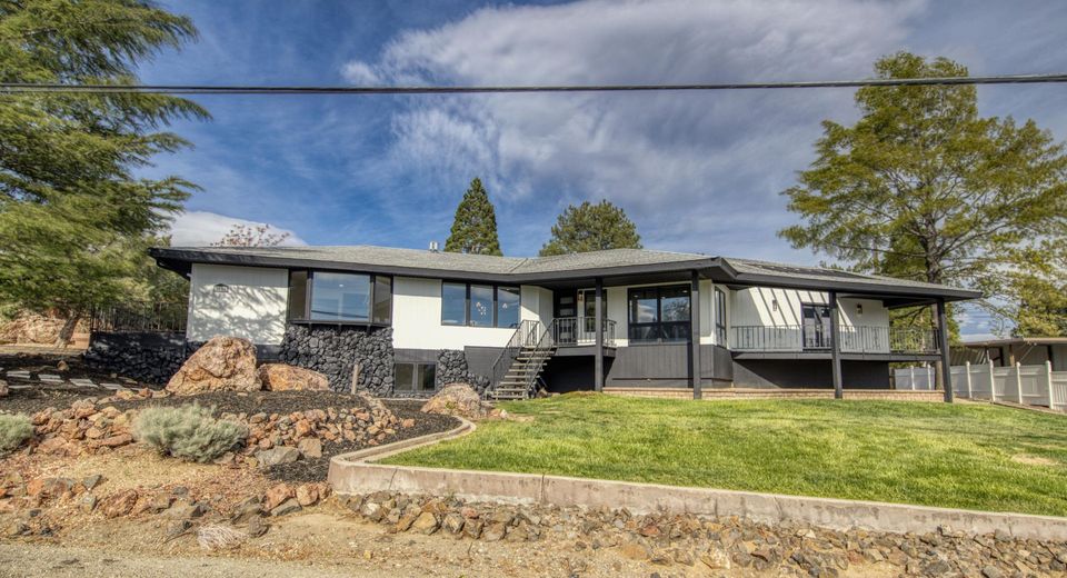 3020 Malapi Way, Sparks, NV 89431 Photo