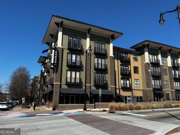 5300 Peachtree Road, Unit 604, Chamblee, GA 30341