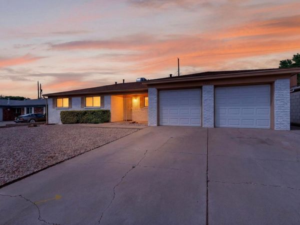 9429 Dona Marguerita Avenue NE, Albuquerque, NM 87111