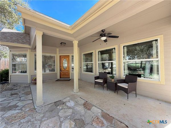 1660 Westview Court Court, Canyon Lake, TX 78133
