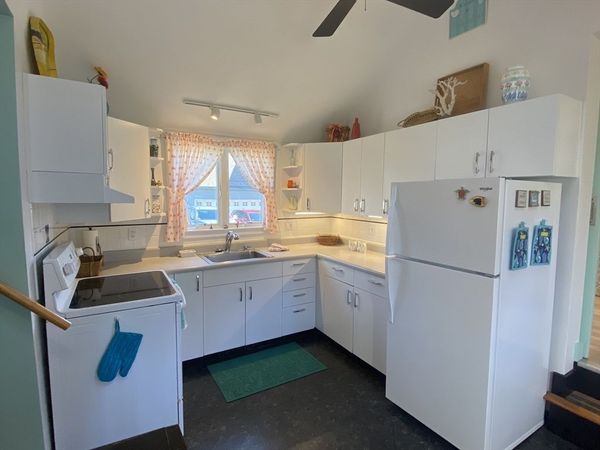 000 Dodds, Unit 2, Rockport, MA 01966