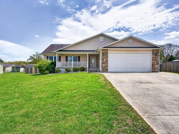 36 Hunter Drive, Crossville, TN 38555
