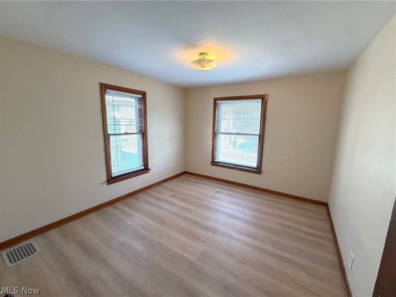 2212 Indiana Way NE, Canton, OH 44705 Photo 11