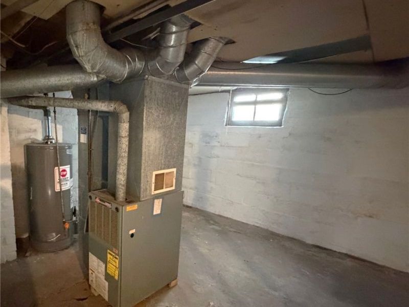 2212 Indiana Way NE, Canton, OH 44705 Photo 24