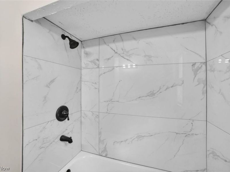 303 S Green Road , South Euclid, OH 44121 Photo 10