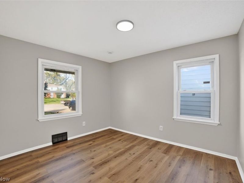 303 S Green Road , South Euclid, OH 44121 Photo 13