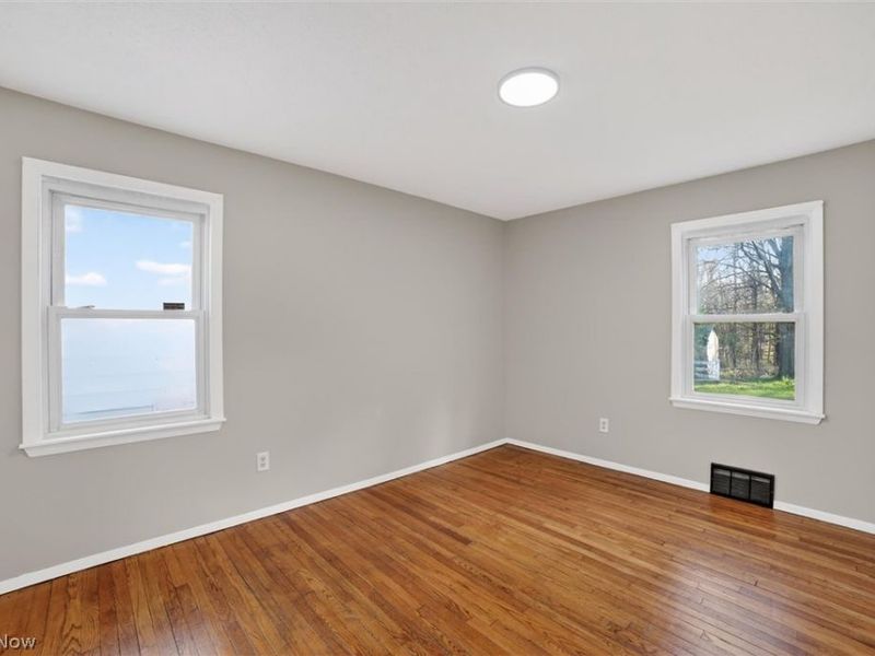 303 S Green Road , South Euclid, OH 44121 Photo 15