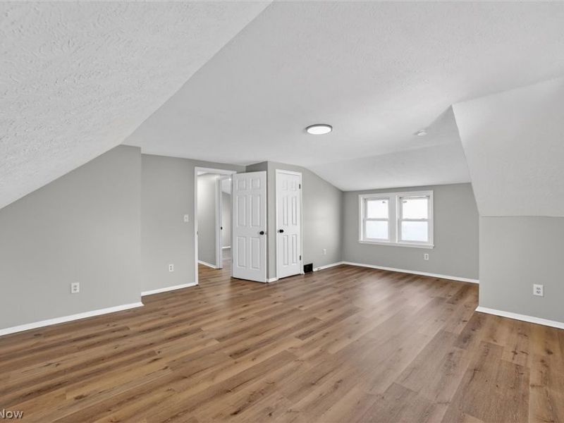 303 S Green Road , South Euclid, OH 44121 Photo 22