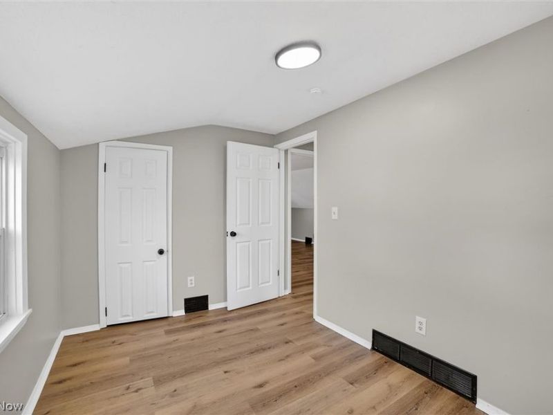 303 S Green Road , South Euclid, OH 44121 Photo 24