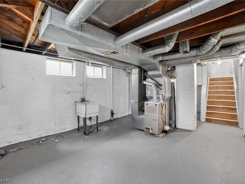 303 S Green Road , South Euclid, OH 44121 Photo 29