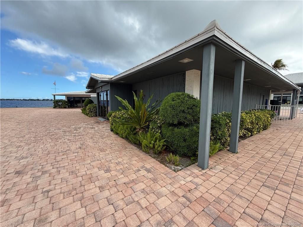 175 SE Saint Lucie Boulevard, Unit H207, Stuart, FL 34996 Photo