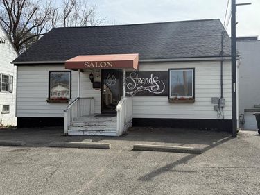 2986 ROBERT C BYRD DRIVE, BECKLEY, WV 25801