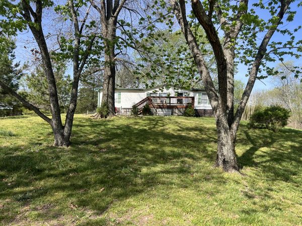 2218 County Road 422 , Birch Tree, MO 65438