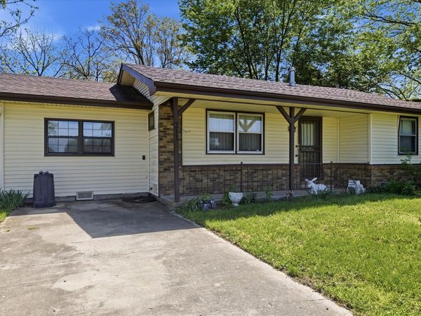 211 S Broadway Street, Billings, MO 65610