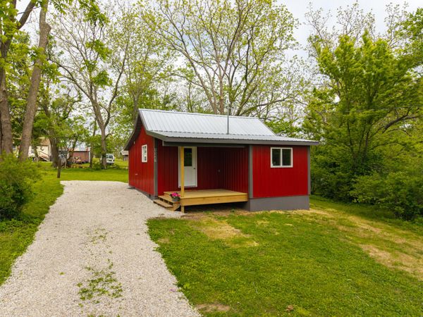 1131 N Park Avenue , Mountain Grove, MO 65711