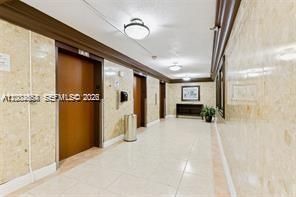 19201 Collins Ave , Unit 934, Sunny Isles Beach, FL 33160 Photo