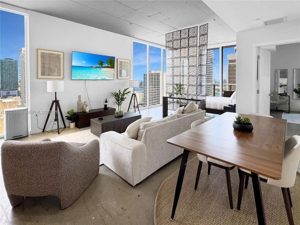 151 SE 1st St , Unit 2702, Miami, FL 33131